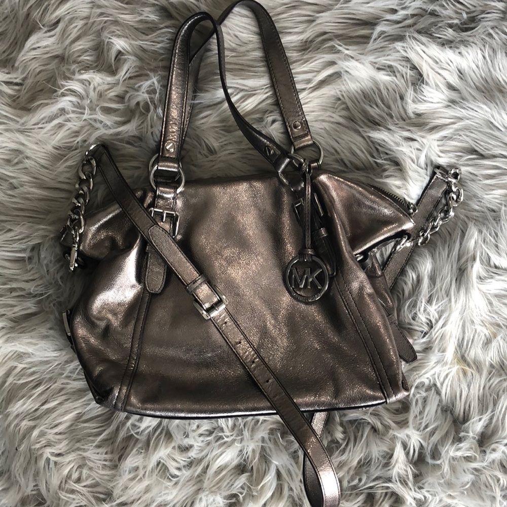 MICHAEL KORS LEATHER SATCHEL